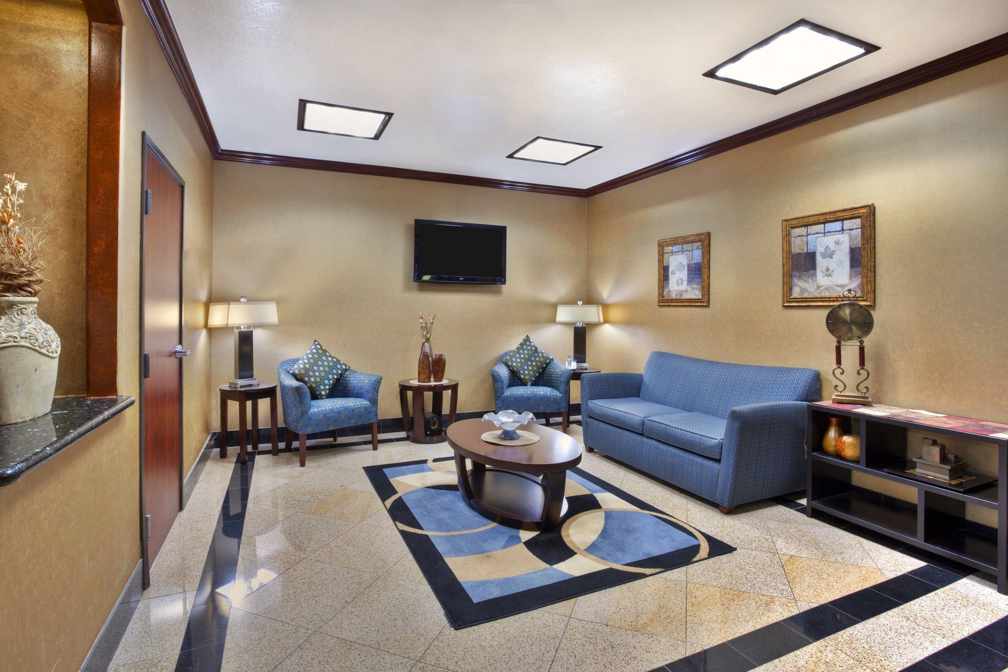 Holiday Inn Express Sealy By Ihg Exterior photo